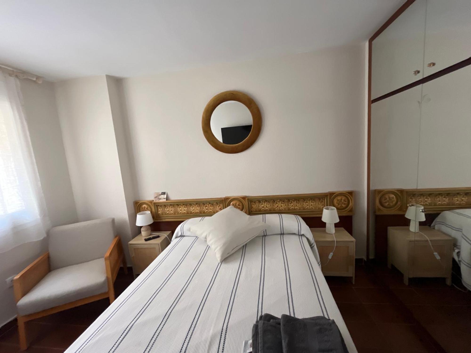 Acogedor Y Amplio Apartamento Familiar A Pie De Playa Калафел Екстериор снимка